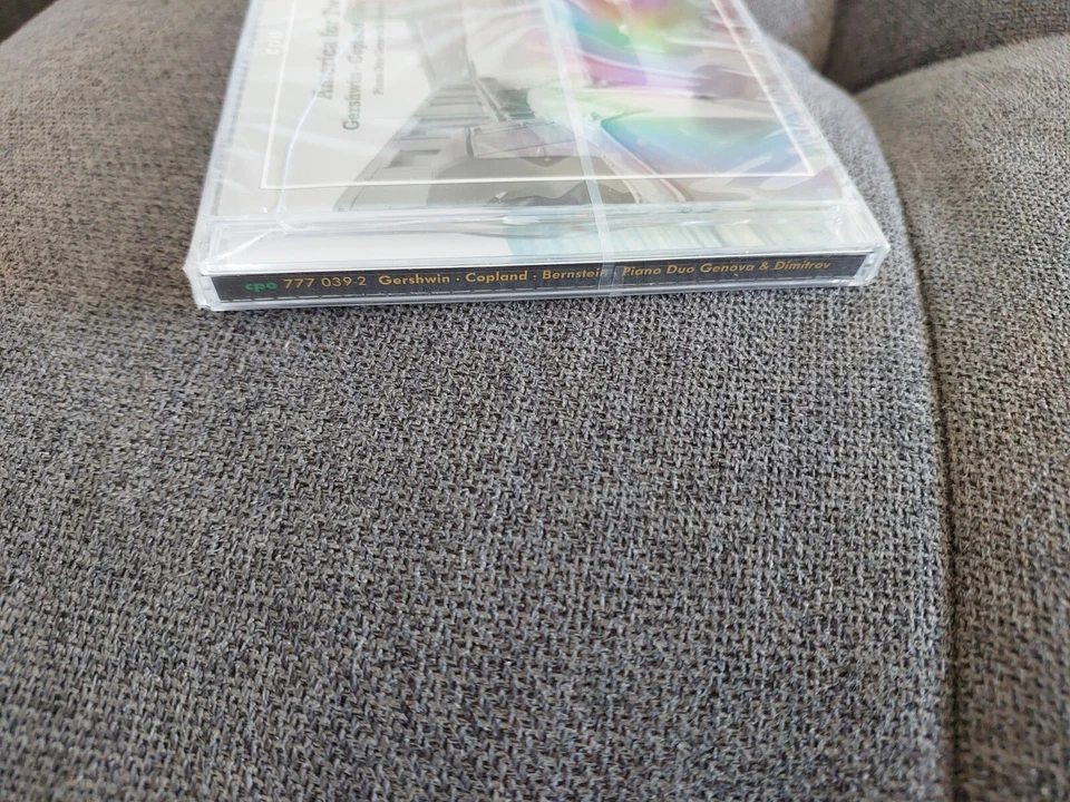 CD America For Two Gershwin Copland Bernstein como nuevo Foto 4 de 4