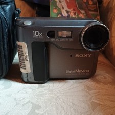 Sony Mavica MVC-FD73 0.4MP Digital Camera