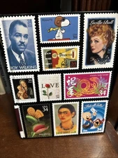 The 2001 Commemorative Stamp Yearbook United States Postal Service