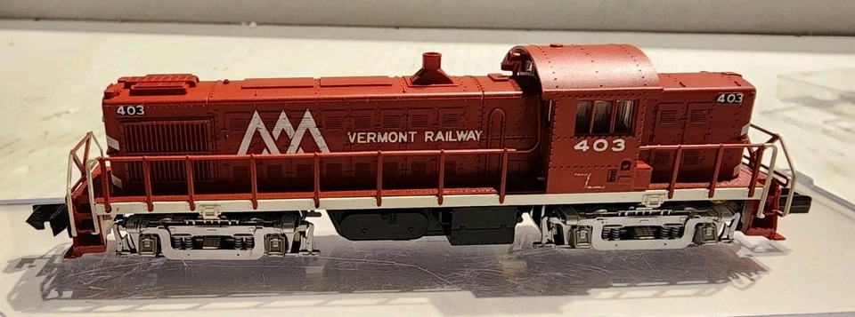 Atlas Spur N RS-1 Diesel Engine Vermont Railway #403
