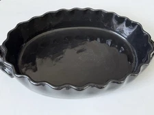 Vtg.  Park Designs Village Collection Ceramic Scalloped Baking Dish BLACK. 10x7.