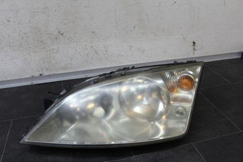 Frontscheinwerfer vorne links 1305235544 / 0301174201 Ford Mondeo III Bj. 2004