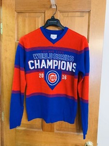 cubs sweater