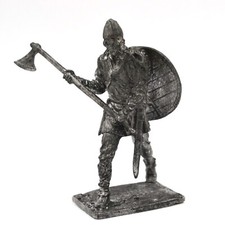 Tin 54mm Vikings. Viking with axe 9-10 century 1:32 Scale Miniature