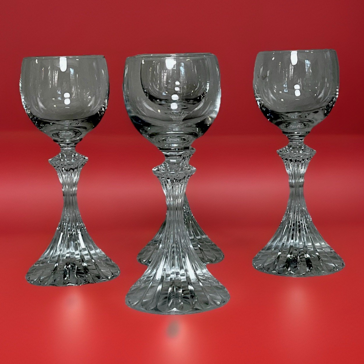 4-Mikasa &lsquo;The Ritz&rsquo; Elegant Wine  Goblets 6&rdquo; /2.5 Oz V