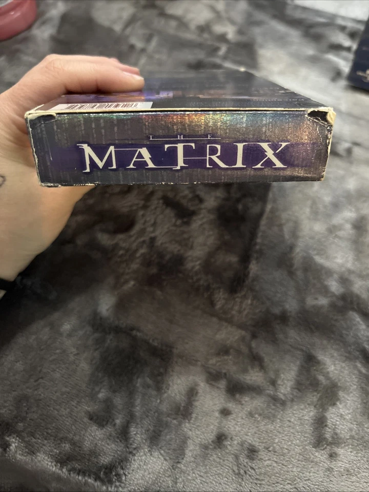 The Matrix (VHS, 1999, Collectors Edition) Keanu Reeves - Image 3 of 3