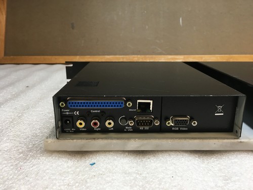 Lecteur Audio/vidéo Alcorn McBride Digital Video Machine PK-8001 - Occasion