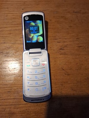Motorola GLEAM - Violett (gesperrt für O2) Handy guter Zustand
