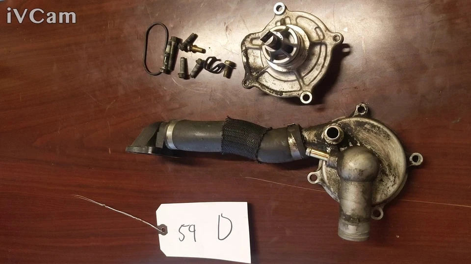 Suzuki 2005 GSX-R600 750 Engine Water Coolant Pump hose 17400-35f10 - Image 2 of 4