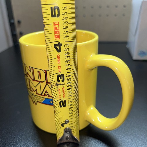 Wonder Woman Yellow Coffee Mug Logo Cup DC Comics 12 oz - Picture 9 of 9