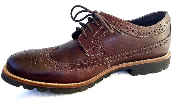 rockport mens wingtip shoes