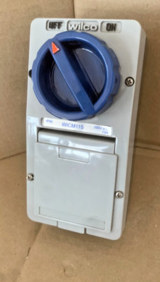 Walco Socket Wilco Rowco WICM115- WeatherProof Switched Socket Outlet 15A 250V ...
