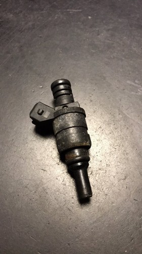 Einspritzdüse Einspritzventil für BMW 5 (E60) 520I 1427240