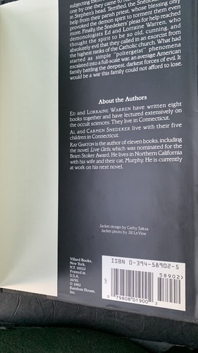 1st Ed. In A Dark Place The Story of a True Haunting Signed Ed & Lorraine Warren - Picture 12 of 16