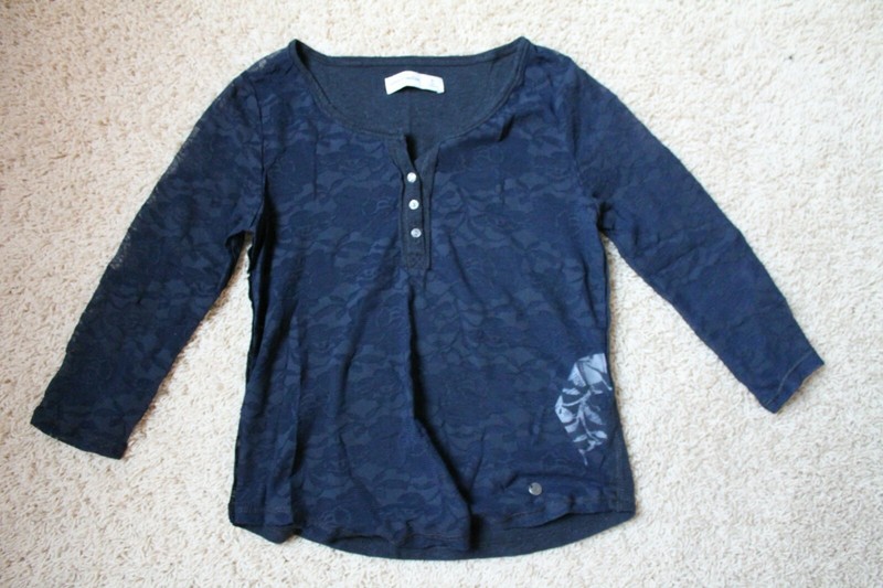 Girls Abercrombie Navy Blue Lace Shirt Top size M