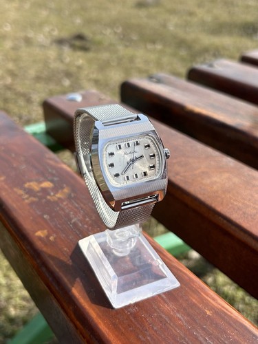 Vintage RAKETA Watch Soviet Retro Mechanical Wristwatch Made In USSR 1980s - Picture 15 of 23