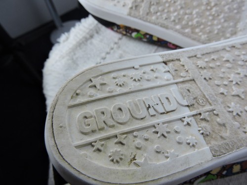 Ground up Nintendo 2022 super Mario canvas style shoe Boys or youth size 5 - Picture 9 of 12