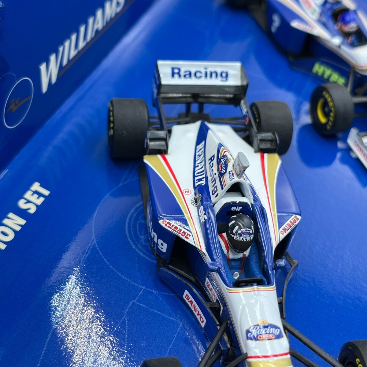 MINICHAMPS 1/43 Williams FW18 FW19 Hill Villeneuve World MINICHAMPS 1/43 Williams FW18 FW19 Hill Villeneuve World