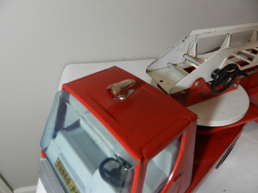 Picture 3 of 12