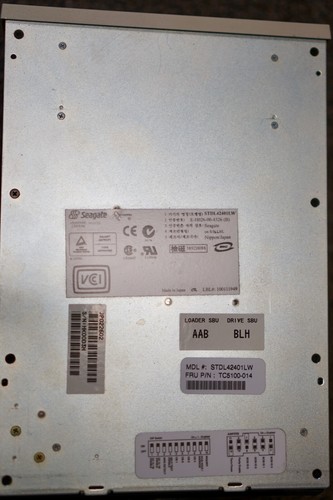 Seagate Digital Data Storage DDS STDL42401LW SCSI 120/240GB Autoloader - Picture 2 of 5