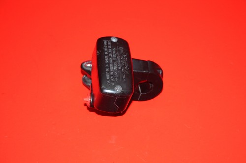 02 HONDA GOLDWING 1800 FRONT BRAKE MASTER CYLINDER - Picture 4 of 9