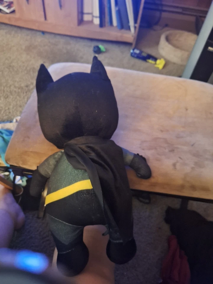 RARO PELUCHE GRANDE COLECCIONABLE DC COMICS BATMAN 18' Foto 2 de 2