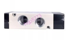 AIRTAC pneumatic control valve 4A220-06 / 4A22006