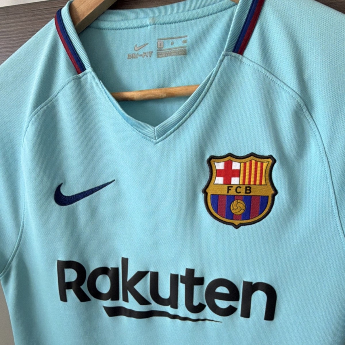 Barcelona 17-18 Andres Iniesta #8 Soccer Jersey Light Blue