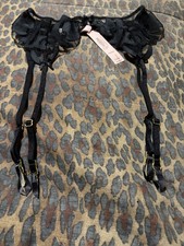 Victoria  s Secret Dream Angels Black Embroidered Floral Garter Belt 39.95 NWT