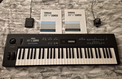 Yamaha SY35 Dynamic Vector Synthesizer Keyboard & Manuals - 90s