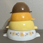 Vintage PYREX Town & Country Cinderella Nesting Mixing Bowls - Set of 4