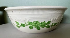 1930s Homer Laughlin Oven Serve Bowl Green Embossed Floral Pattern 8.5" Diameter