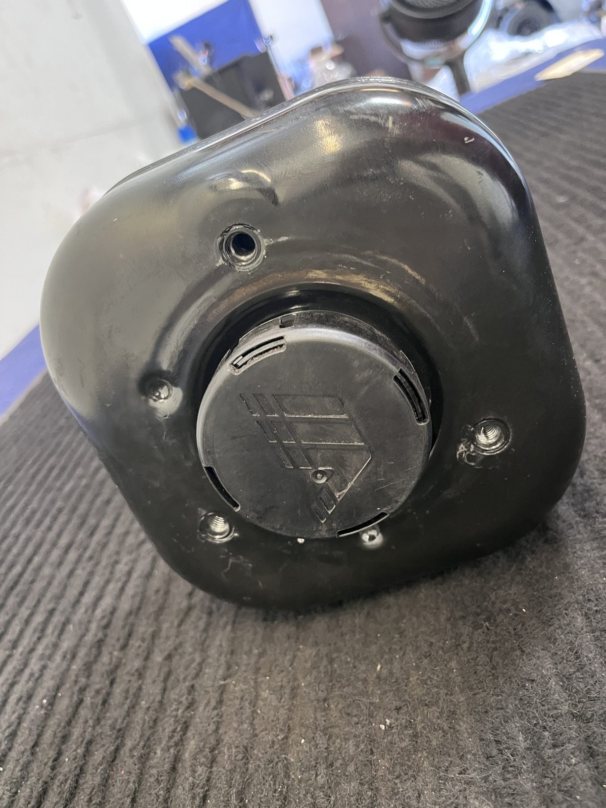 Rolls-Royce Phantom 2018-2020 Rear Left Air suspension strut P/N 37106887563