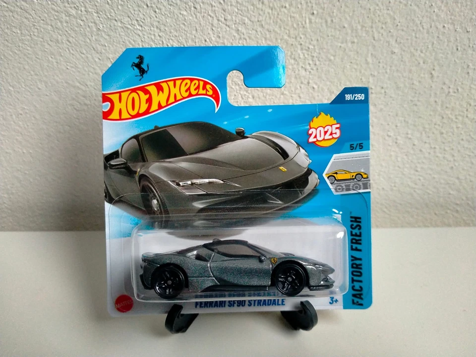 LOTTO 5 HOT WHEELS FERRARI F40 365 COMPETIZIONE SF90 ALFA ROMEO GIULIA SUPER TI - Immagine 4 di 4