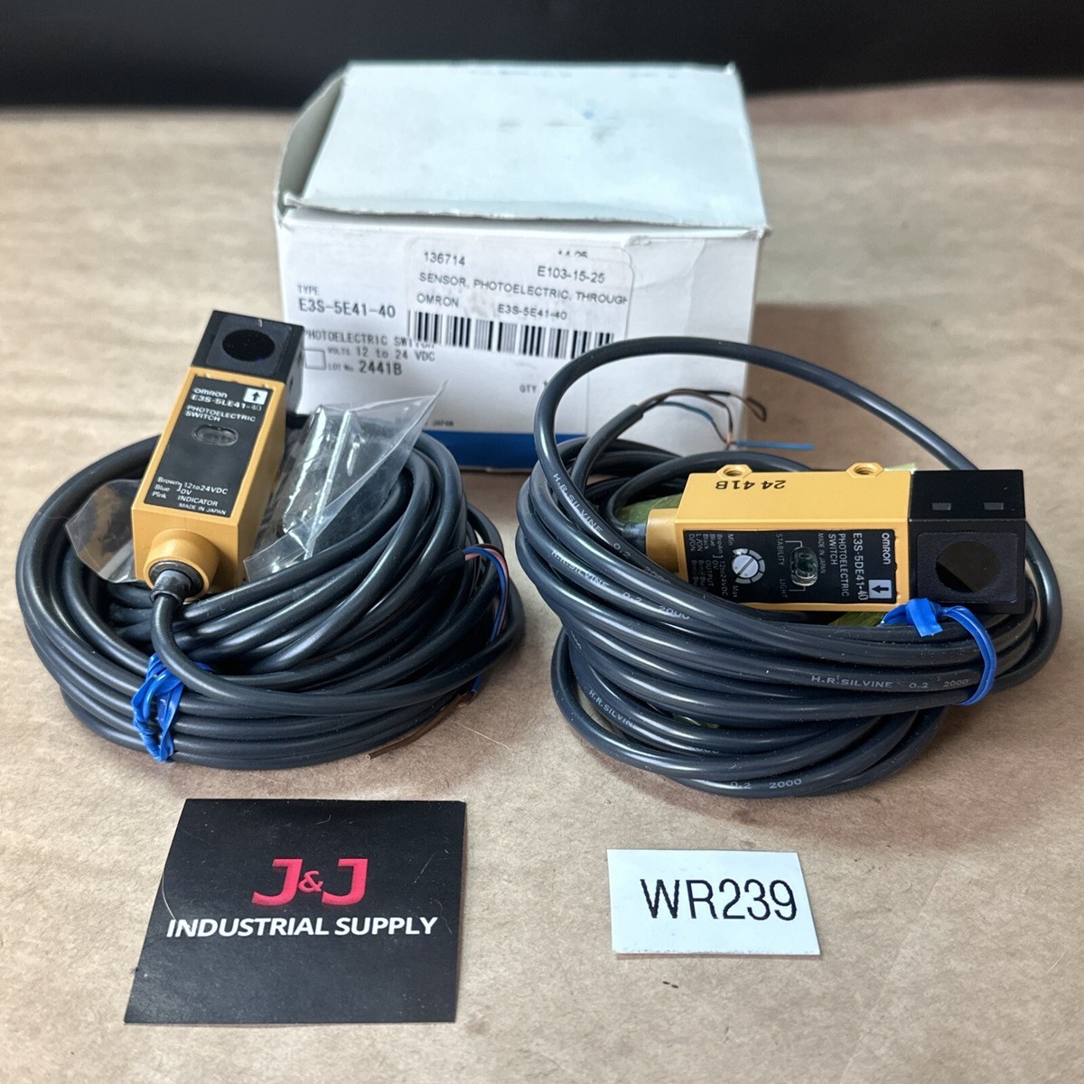 OMRON E3S-5E41 フォトエレクトリックスイッチ 2m OMRON E3S-5E41 フォトエレクトリックスイッチ 2m