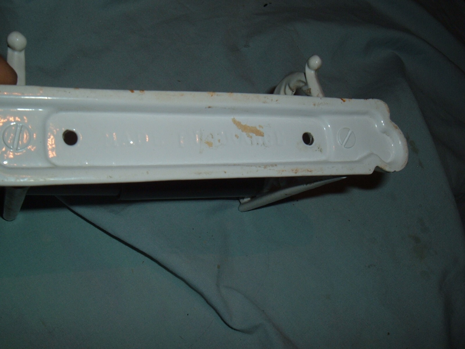 Picture 4 of 5