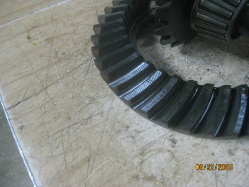 2.28 GM 7.5 RING PINION GEAR 7.6 CUTLASS 27 SPLINE 10 BOLT CAMARO TOP SPEED - Picture 8 of 10