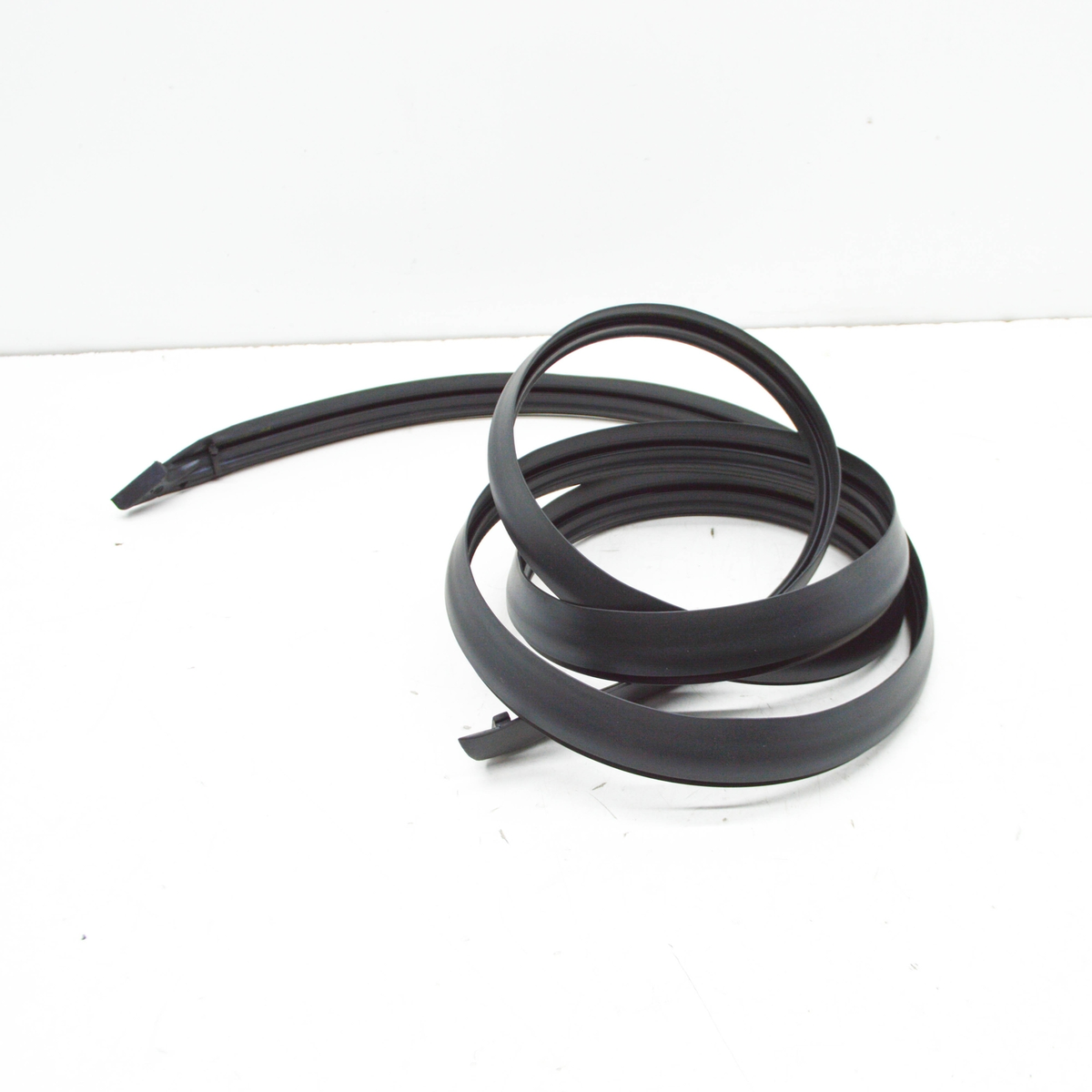 メル30233 Rear Left Door Front Side Weatherstrip 2022 BMW X1 51357349663