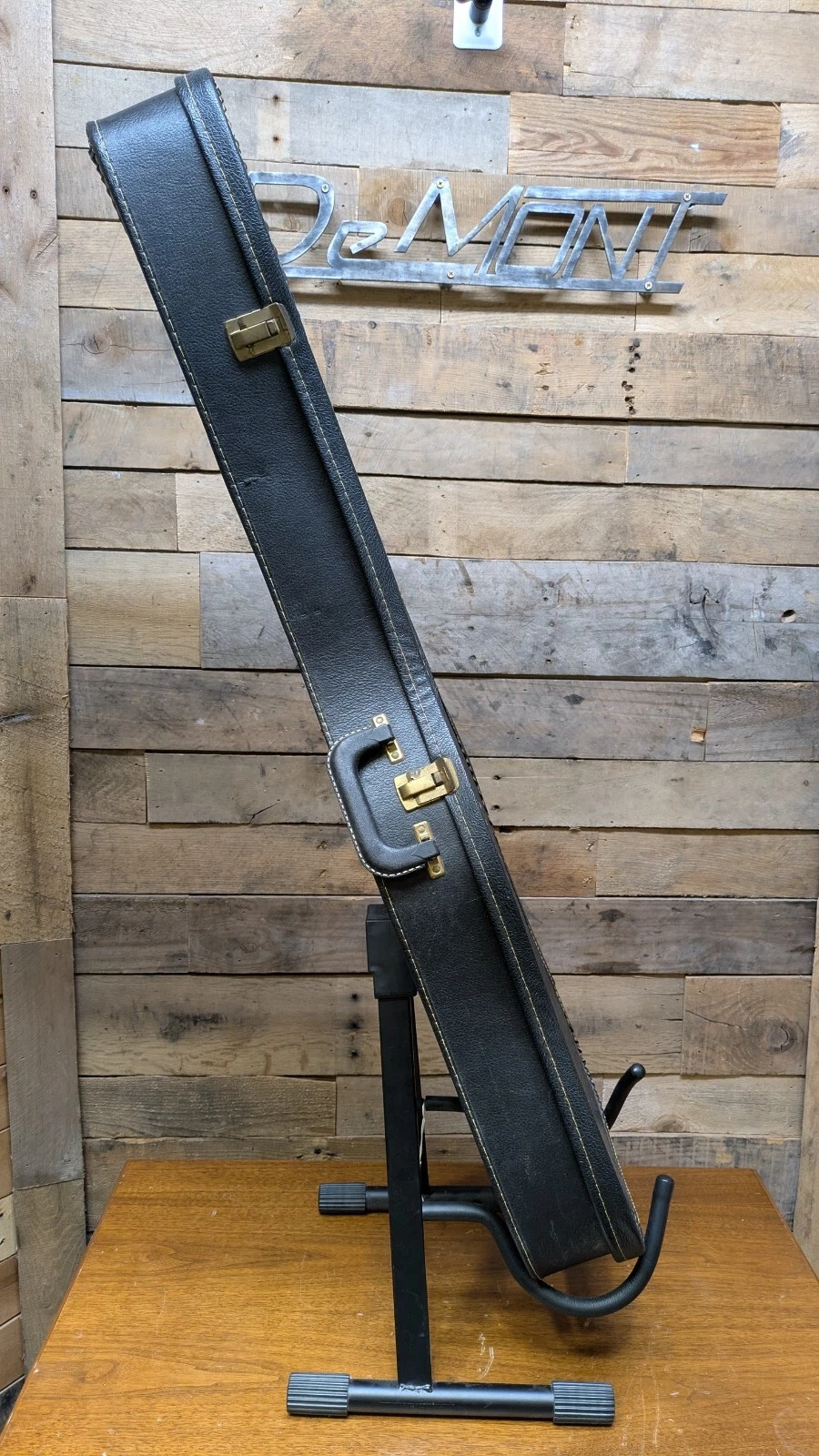 Picture 2 of 11