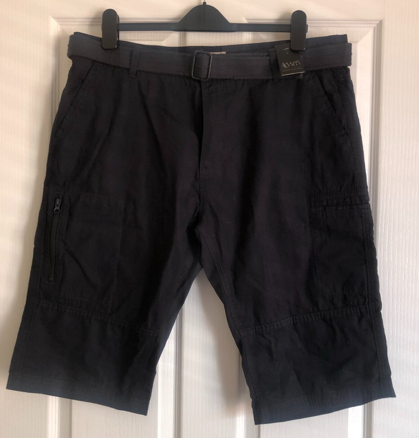 ACW85 Authentic Casual Wear Navy Cargo shorts size 38,NEW image 3