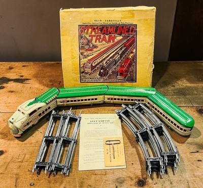1950s Marx Union Pacific M10005 Streamliner tin litho windup toy train set