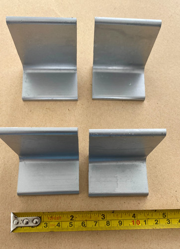 Lot, 4 pieces, Aluminum angle 1 1/2" x 2 1/2" x 3/16" thick x 2" long.