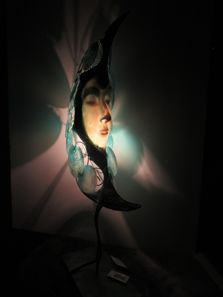 Lady Face Luna Crescent Moon Goddess Selene 20