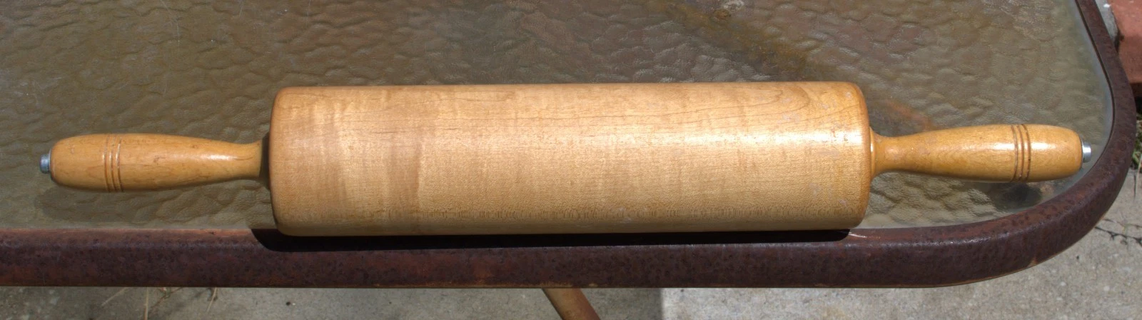 Hardwood Maple Rolling Pin by Thorpe Rolling Pin Co.
Opens in a new window or tab