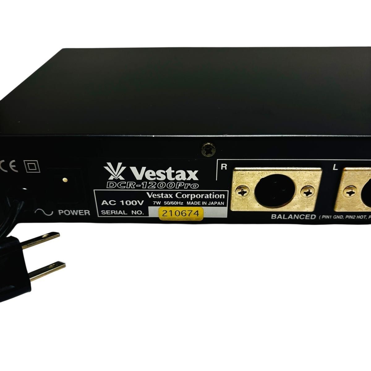 Vestax DCR-1200 PRO DJ Performance Isolator 4 Band Operation Vestax DCR-1200 PRO DJ Performance Isolator 4 Band Operation