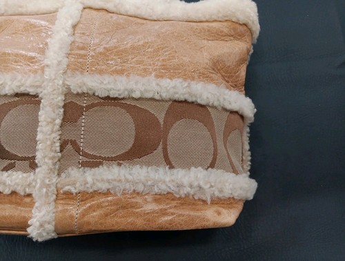 Coach Shearling Sherpa Fur Hand Bag Purse Brown/Tan/Cream 10393 WOW IMMACULATE!! - Bild 13 von 23