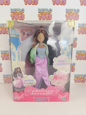WINX REALLY WALKS AISHA DOLL MISB PRECIOUS GAMES RAINBOW 2006 WALKING LAYLA