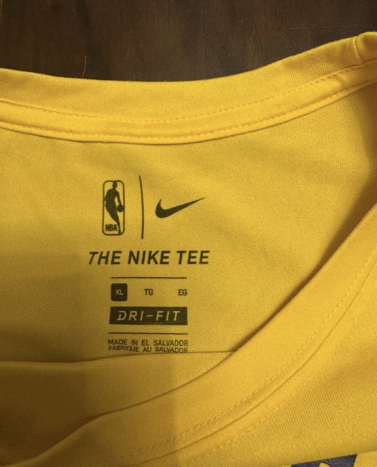 Футболка тренировочная выпущенная игроком Nike NBA Los Angeles Lakers белая размер  - Изображение 4 из 4