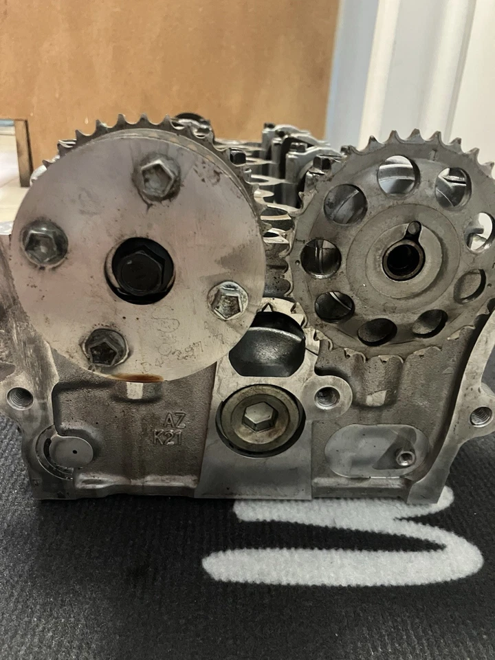 Culata reconstruible de 2004 Toyota Rav4 2,4 L 11197824 Foto 3 de 4