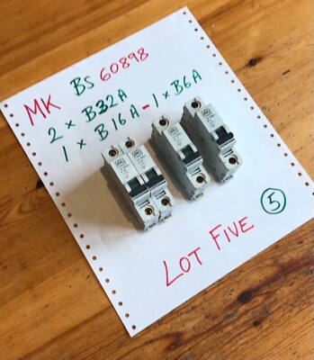 MK SENTRY 4 MCBs Job Lot FÜNF 